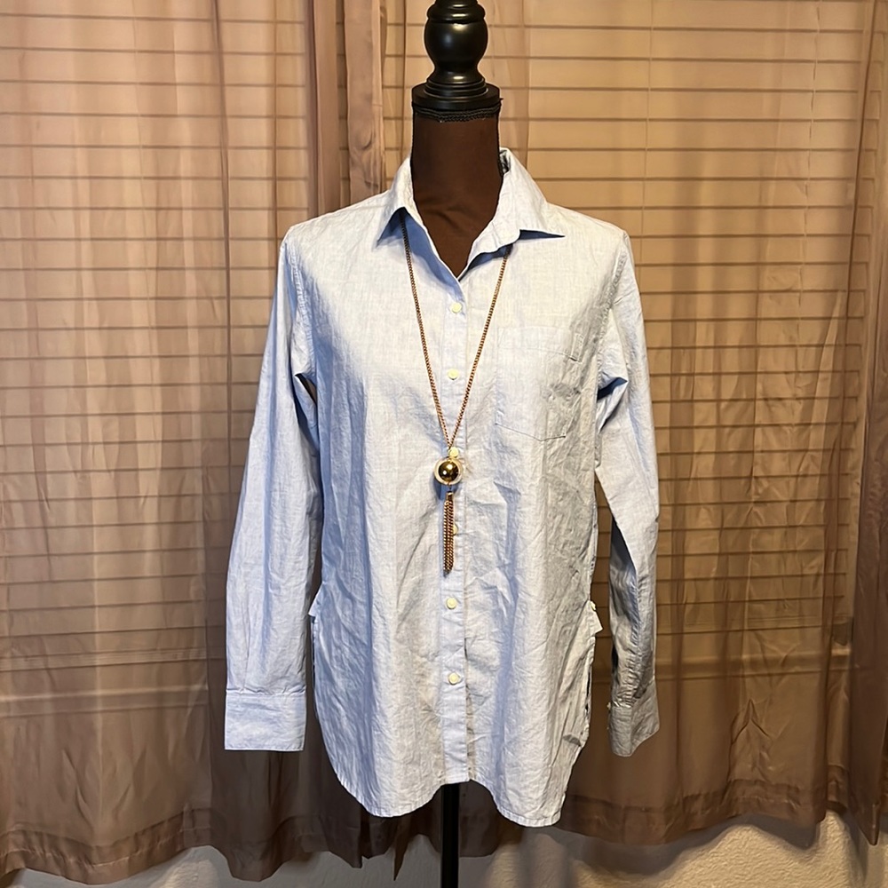 Gap Button Down Shirt